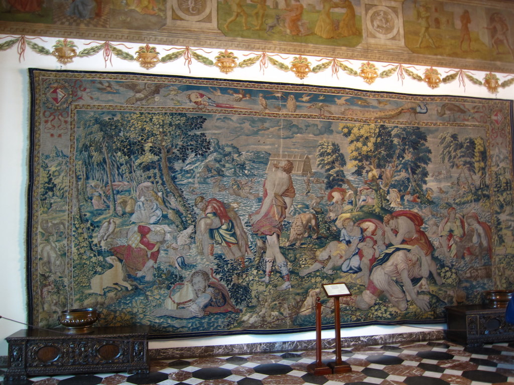 Worlds Within: Wawel Royal Apartments and State Rooms