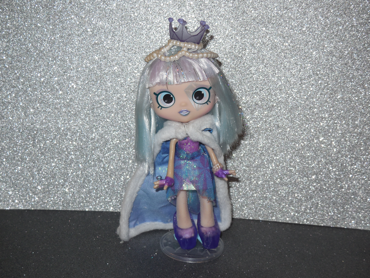 Veni Vidi Dolli: REVIEW: Shopkins Shoppies Gemma Stone Exclusive