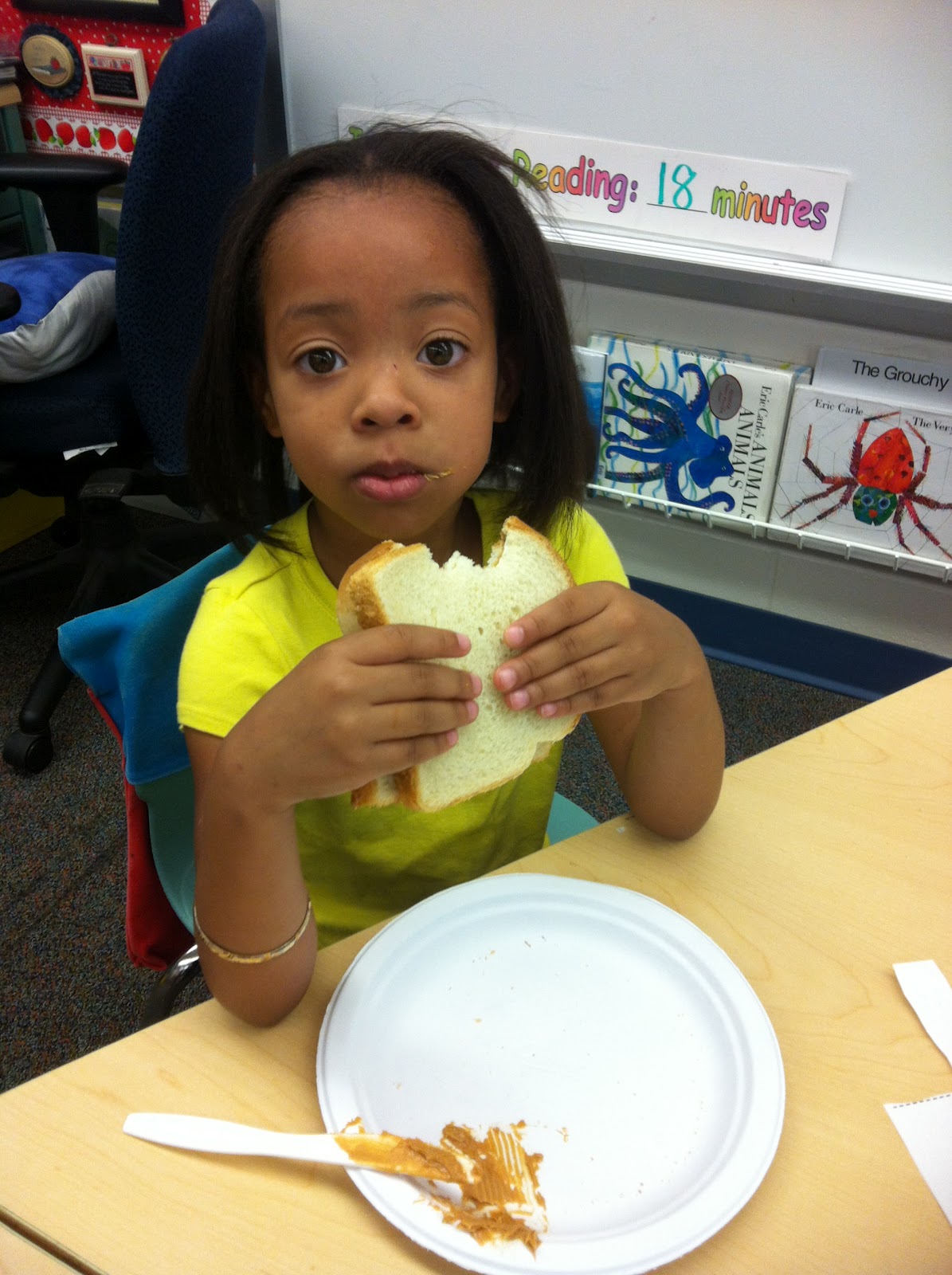 Mrs. Doiron's Kindergarten Class How to make a peanut butter and jelly
