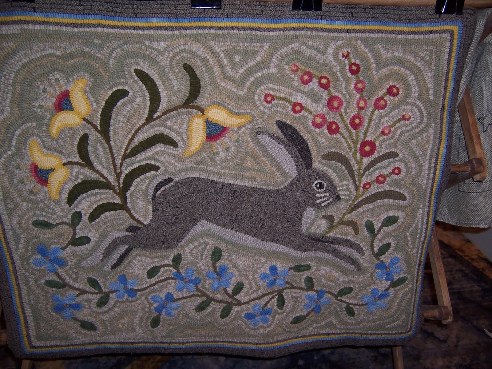 ковровый орнамент. ковровая вышивка. старинная вышивка гладью. вышивка ковра. вышитые ковры.