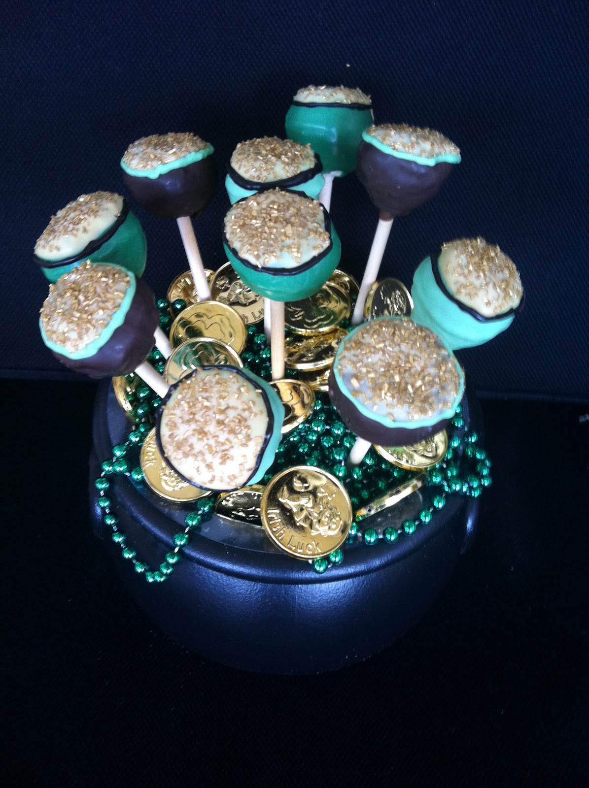 Cake Pop Queens St. Patrick's Day Cake Pops
