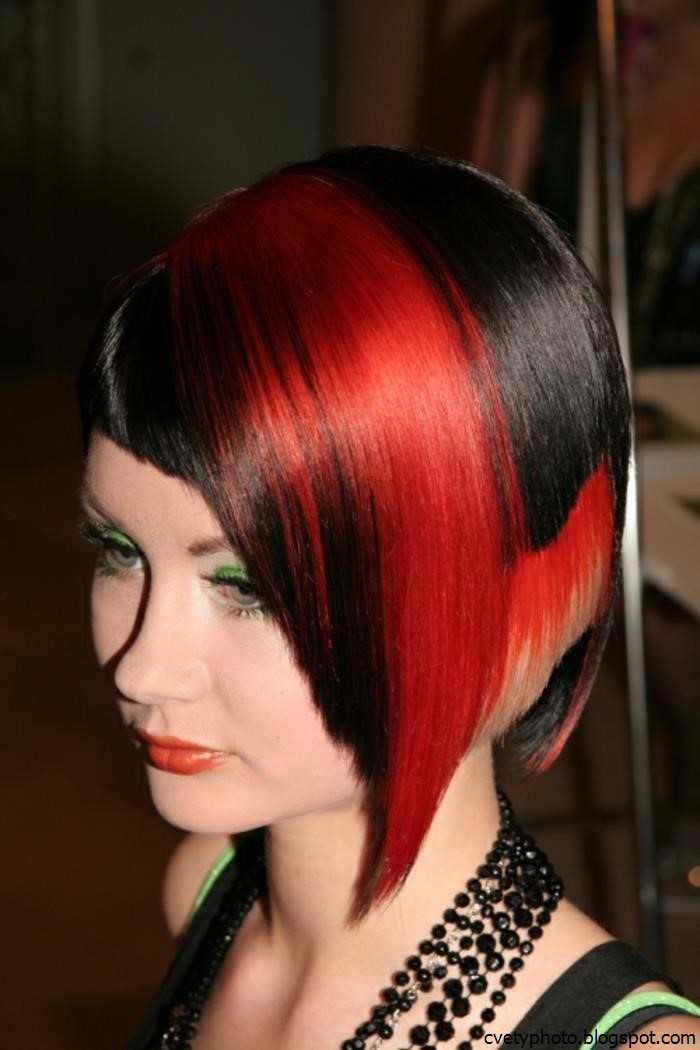 Schwarz rot. Креативное окрашивание. Волосы с красными прядями. Креативное окрашивание волос. Стрижка с красными прядями.