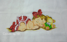 fralda pintada para menina, bebe com calcinha de frufru vermelho