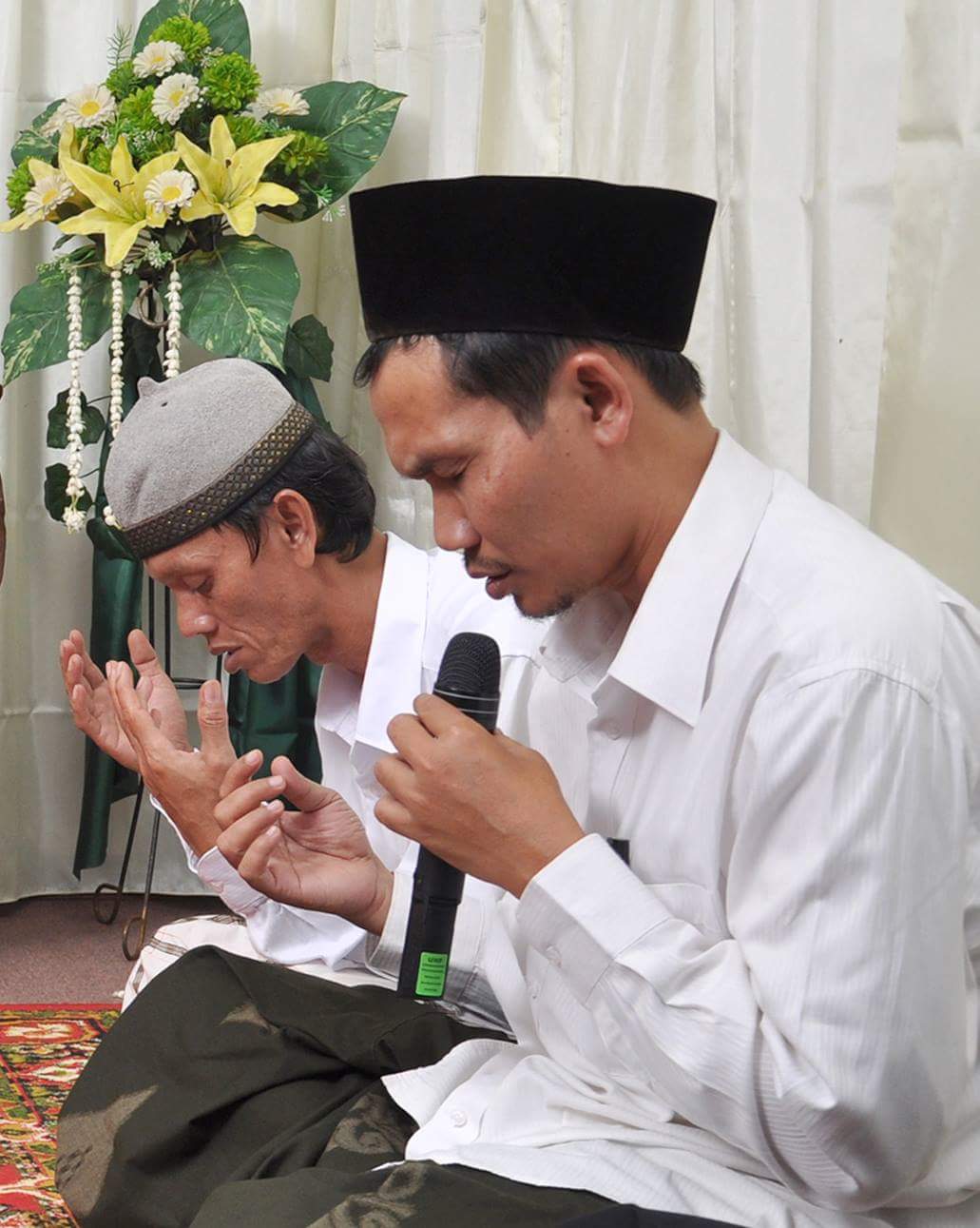 Mengenal Lebih Dekat Gus Baha Kh Bahauddin Nursalim Belajar Berbagi