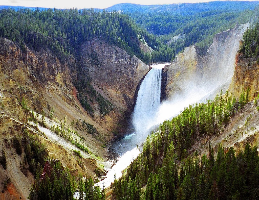 Yellowstone National Park, Wyoming, Montana and Idaho | US National Parks