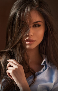 The Feral Irishman: Friday Femme Fatale.....