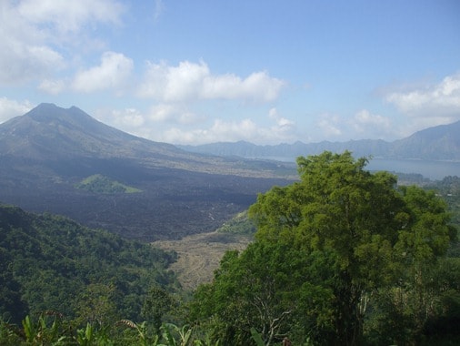 Lake Batur Bali , Puncak Penulisan Temple , Ulun Danu Batur Temple Kintamani Bali , Mount Batur Sunrise Volcano Trekking , Bali Kintamani Coffee Plantation , Hot Springs , Trunyan Village Cemetery , Canoeing , Global Geopark Network UNESCO , Bali Subak UNESCO World Heritage , Landscape With Volcanic Eruption 