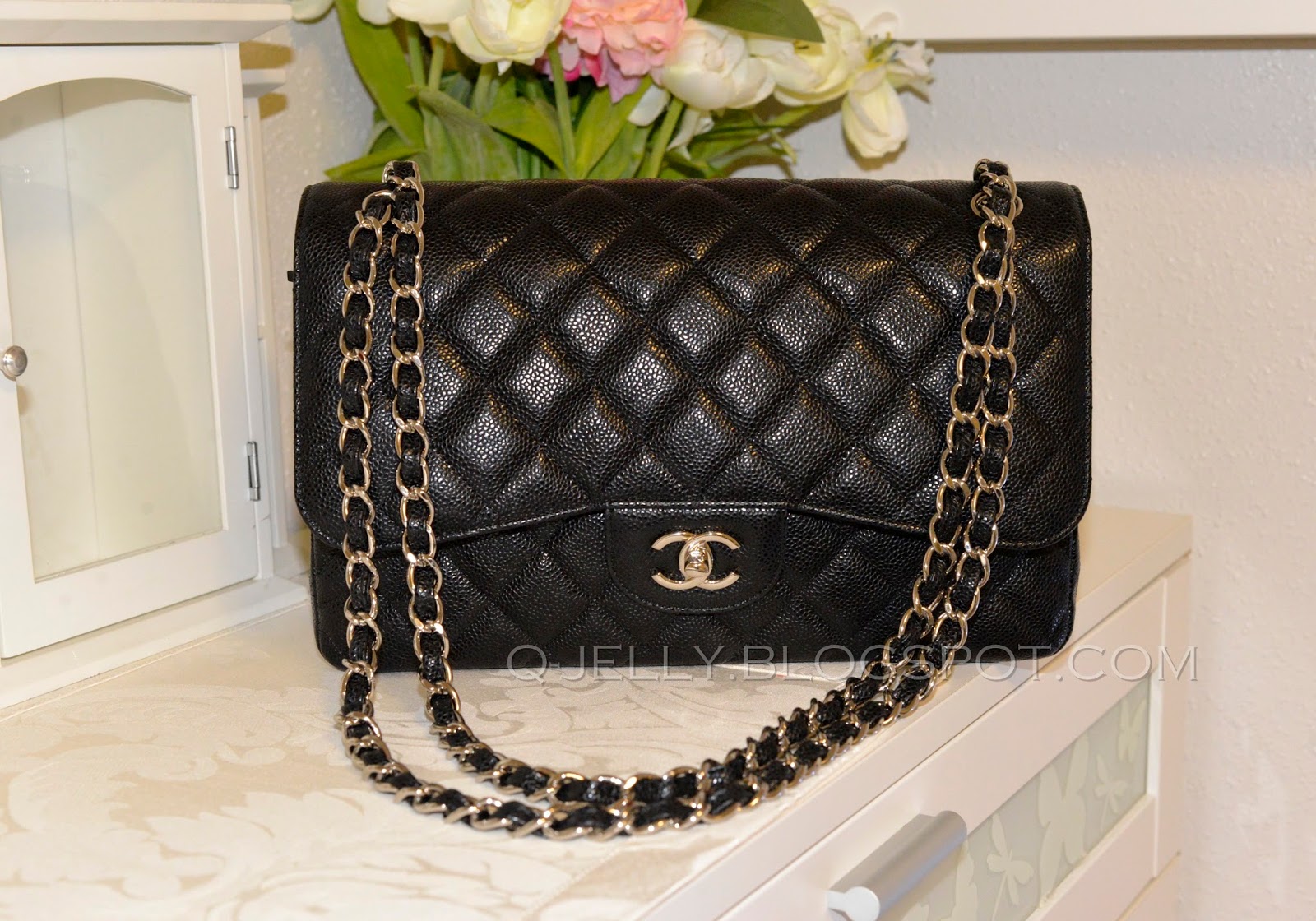 Jelly Q Chanel Classic Flap Bag Jumbo Lambskin vs. Caviar Comparison