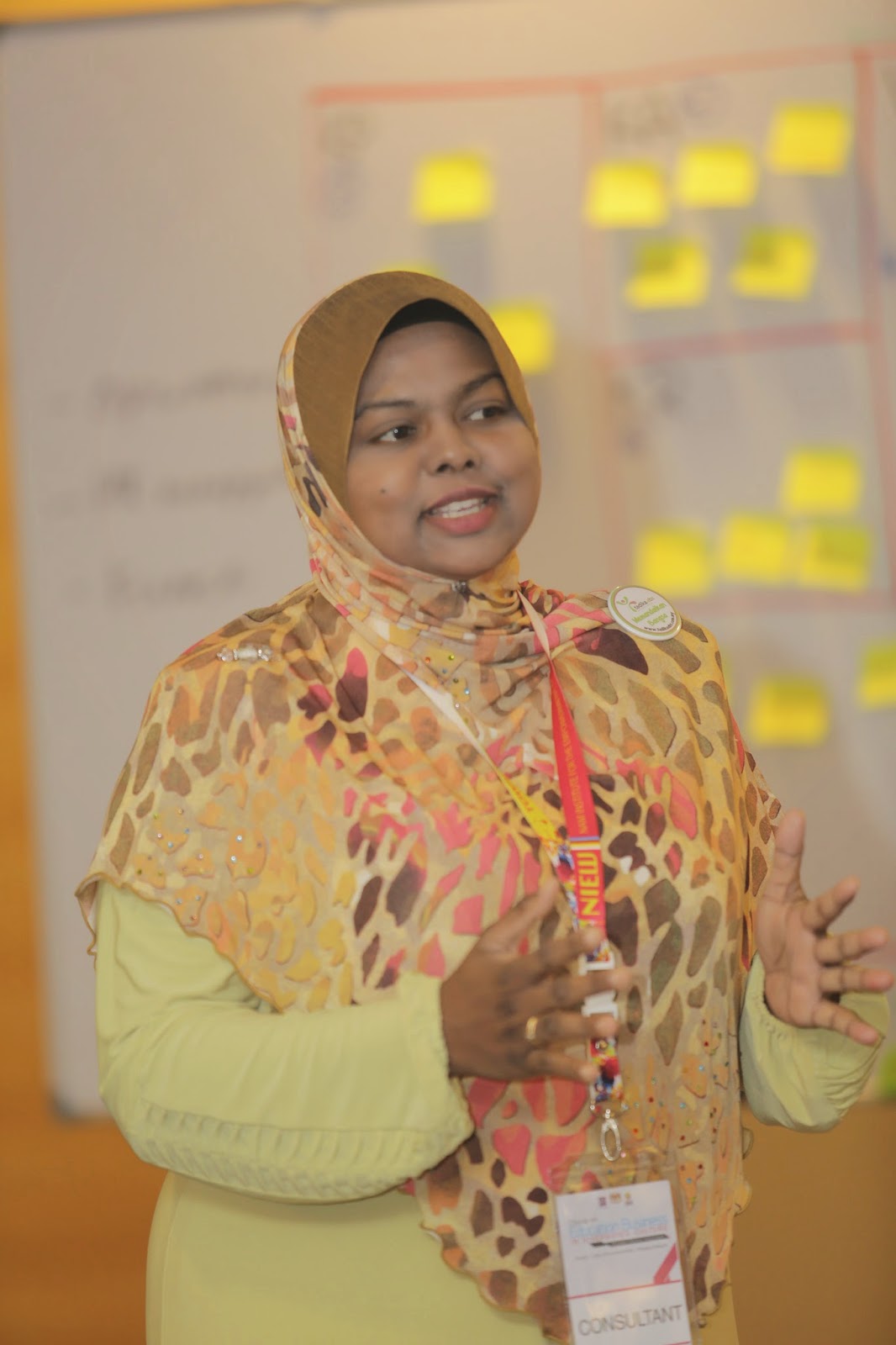 Education Business A Lean Start up Approach ABS CONSULTANT'S PROFILE