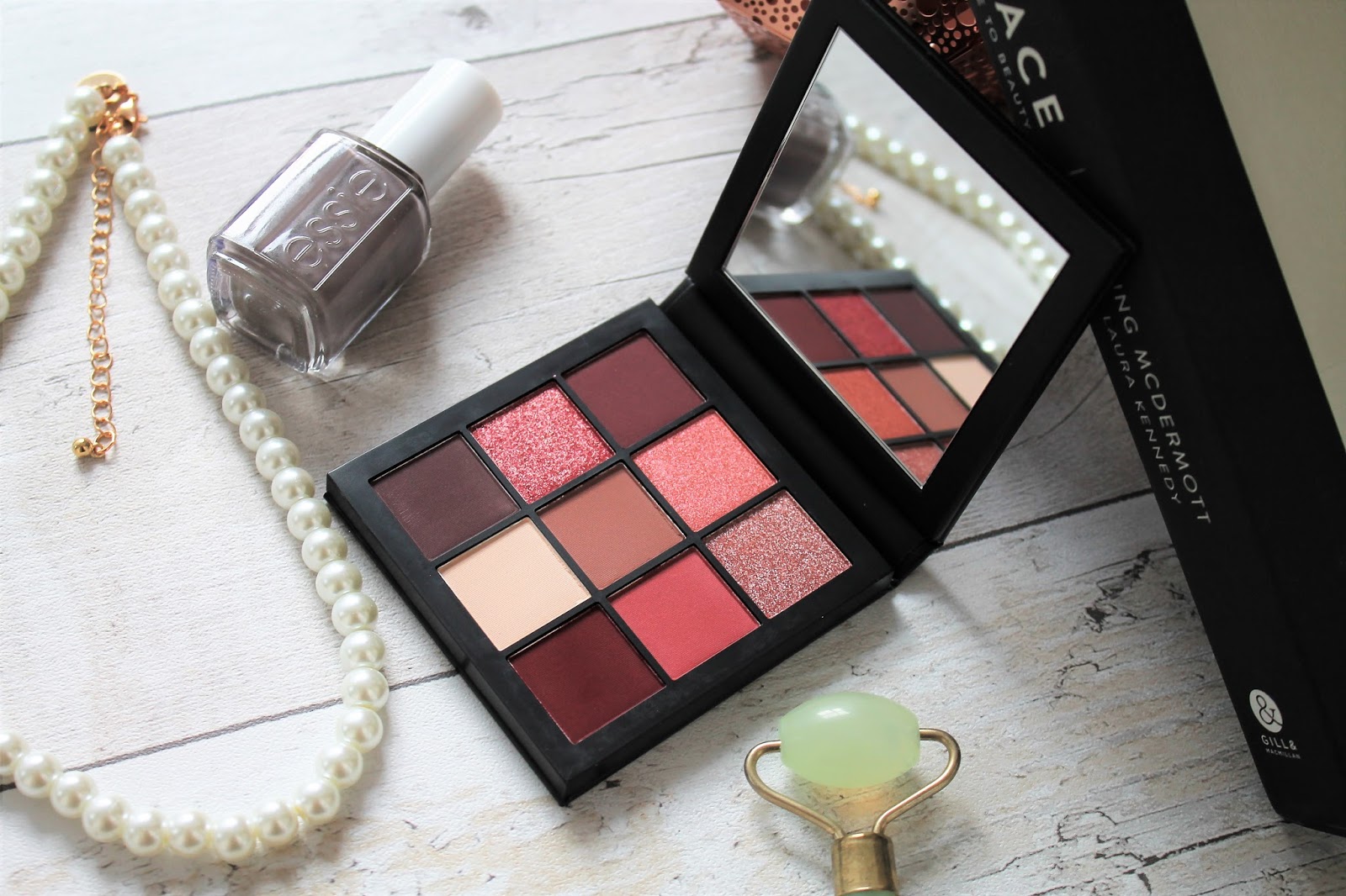 Huda Beauty Mauve Obsessions Palette Review and Swatches