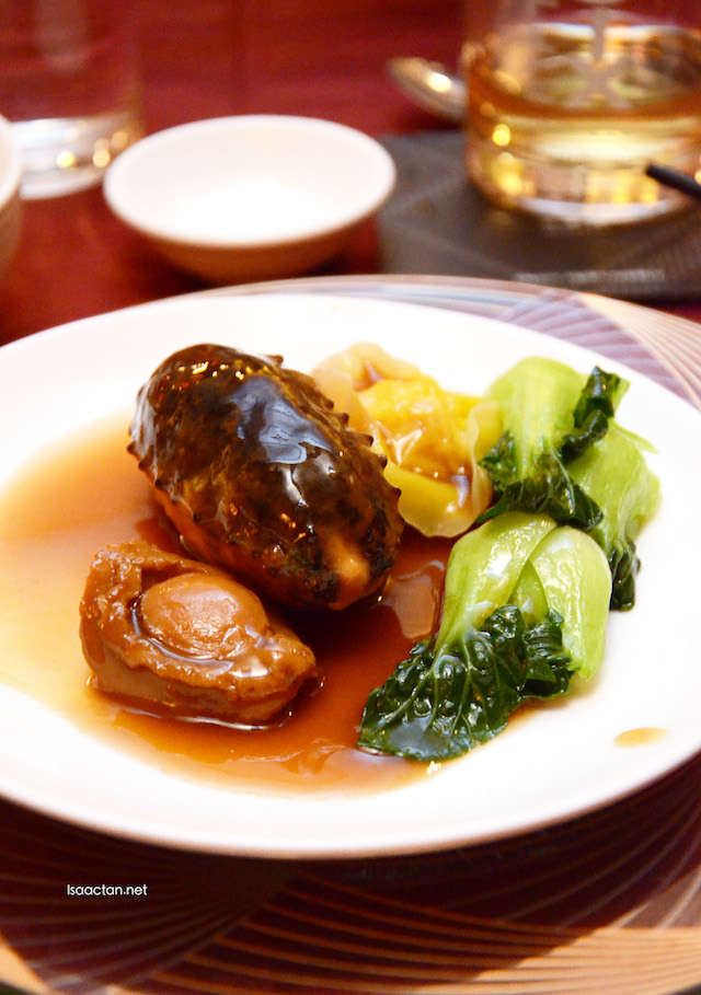 Braised Abalone (14 head), Sea Cucumber stuffed with Tuna & Wanton