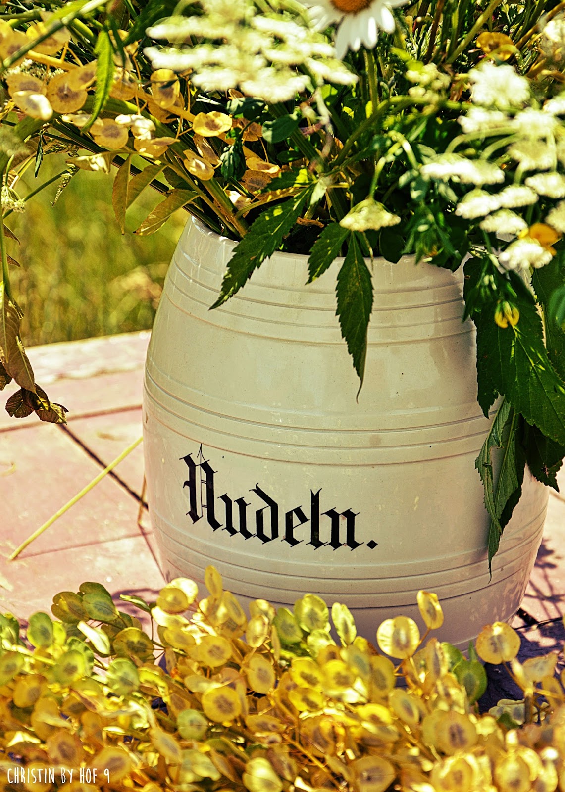 Hof 9 Heuernte Auf Hof 9 Und Der Kranz Im Juni