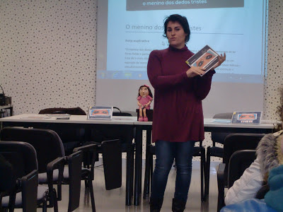Joana apresenta livro na Escola Básica e Secundária de Ourém