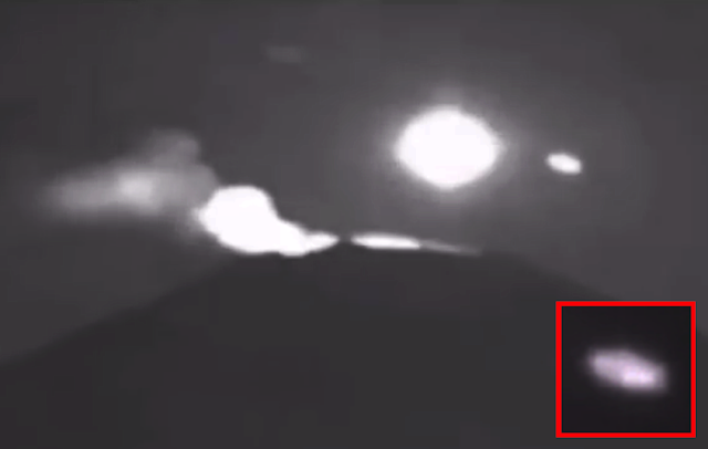 Mysterious Object Flies Over Popocatepetl Volcano Volcano%252C%2BUFO%252C%2BUFOs%252C%2Bsighting%252C%2Bsightings%252C%2Balien%252C%2Baliens%252C%2BET%252C%2Btelepathy%252C%2Btelepathic%252C%2Bovni%252C%2Bomni%252C%2B