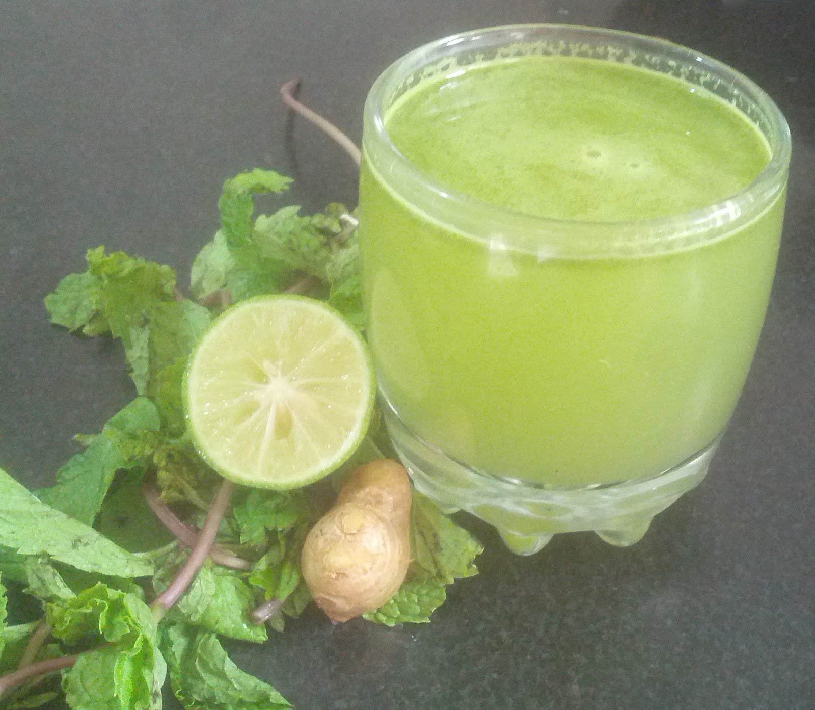 How to Make Healthy Lemon Drink