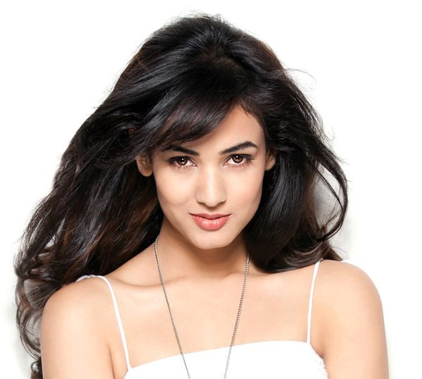 Beautiful Indian Actress Pic, Cute Indian Actress Photo, Bollywood Actress Image