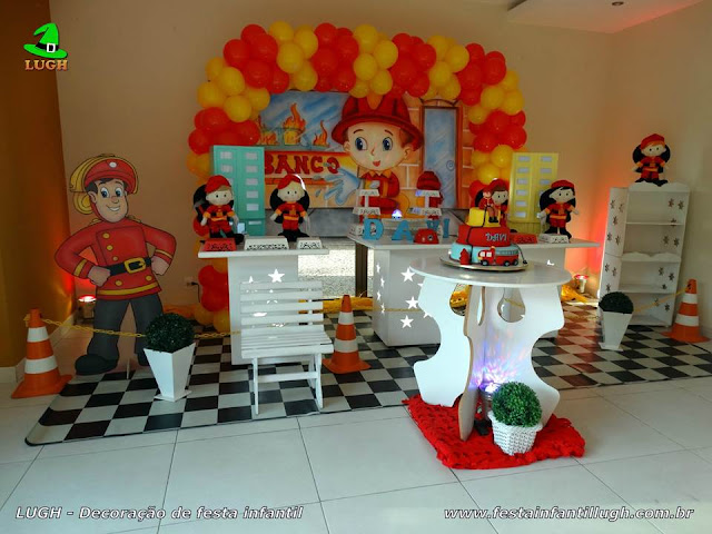 Decoração infantil Bombeiros para festa de aniversário - Provençal simples