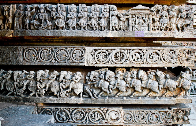 Horses on the lower row with horse riders in different poses, and the scenes of Indian epics on the upper row