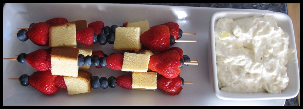 MOMS CRAZY COOKING: White Chocolate Mousse & Strawberry Shortcake Skewers