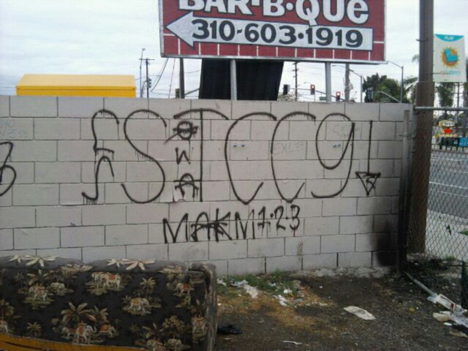 crip gangs graffiti Spook town compton crip
