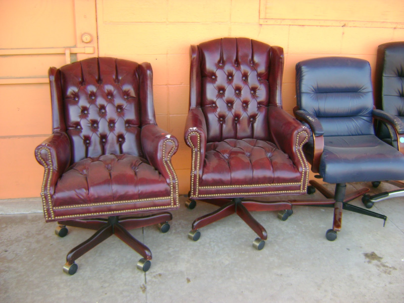 SAFINAUSA. USED OFFICE FURNITURE WAREHOUSE Desk and Chairs , File