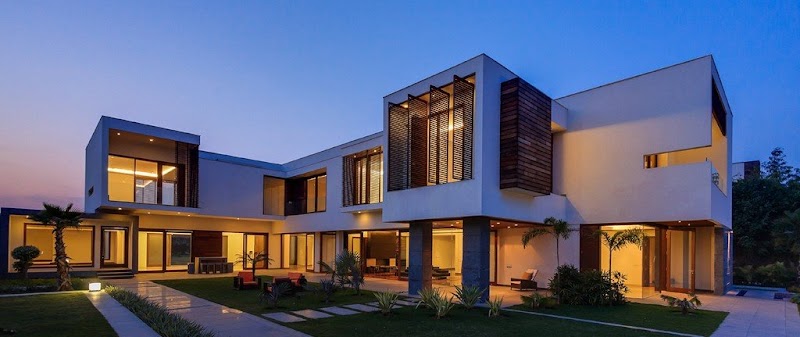 16+ Modern Luxury House Plans In India