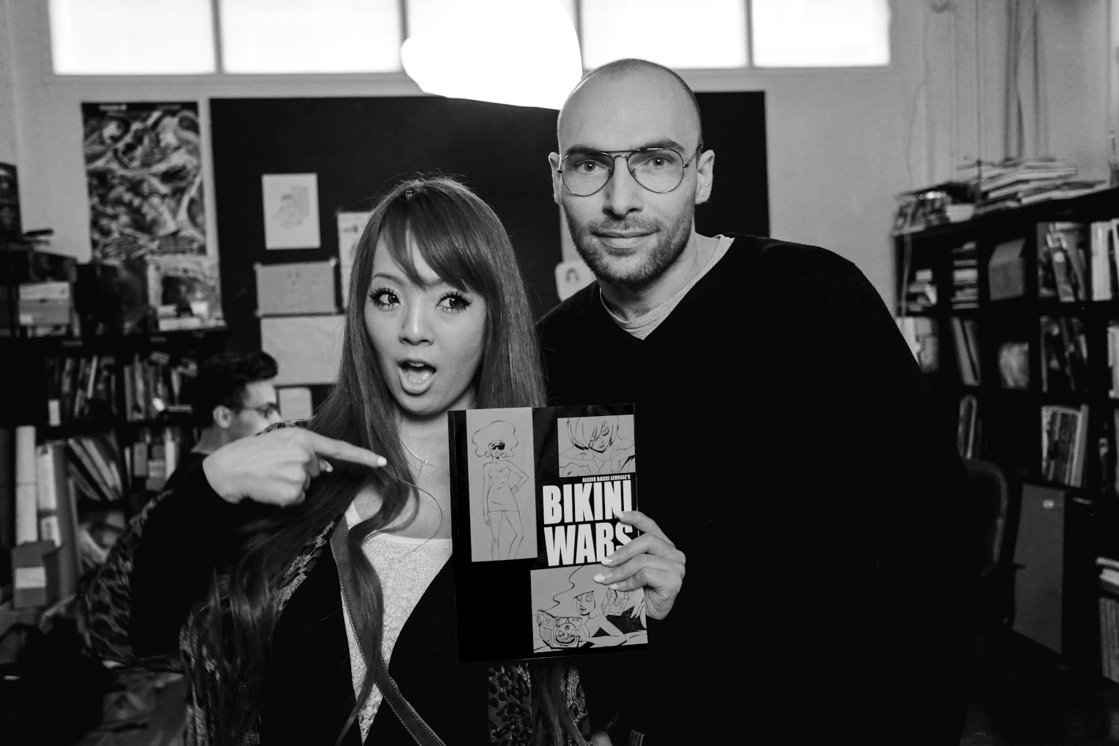 THE BIKINI WAR BLOG: Bim! Special guest hitomi tanaka