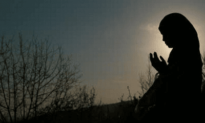 [Puisi Rindu Islami] Mendekap Rindu Atas NamaMu