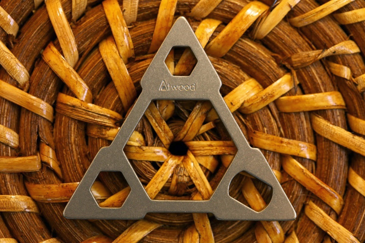 Pocket Tool Bermuda Triangles with Hexi Edge