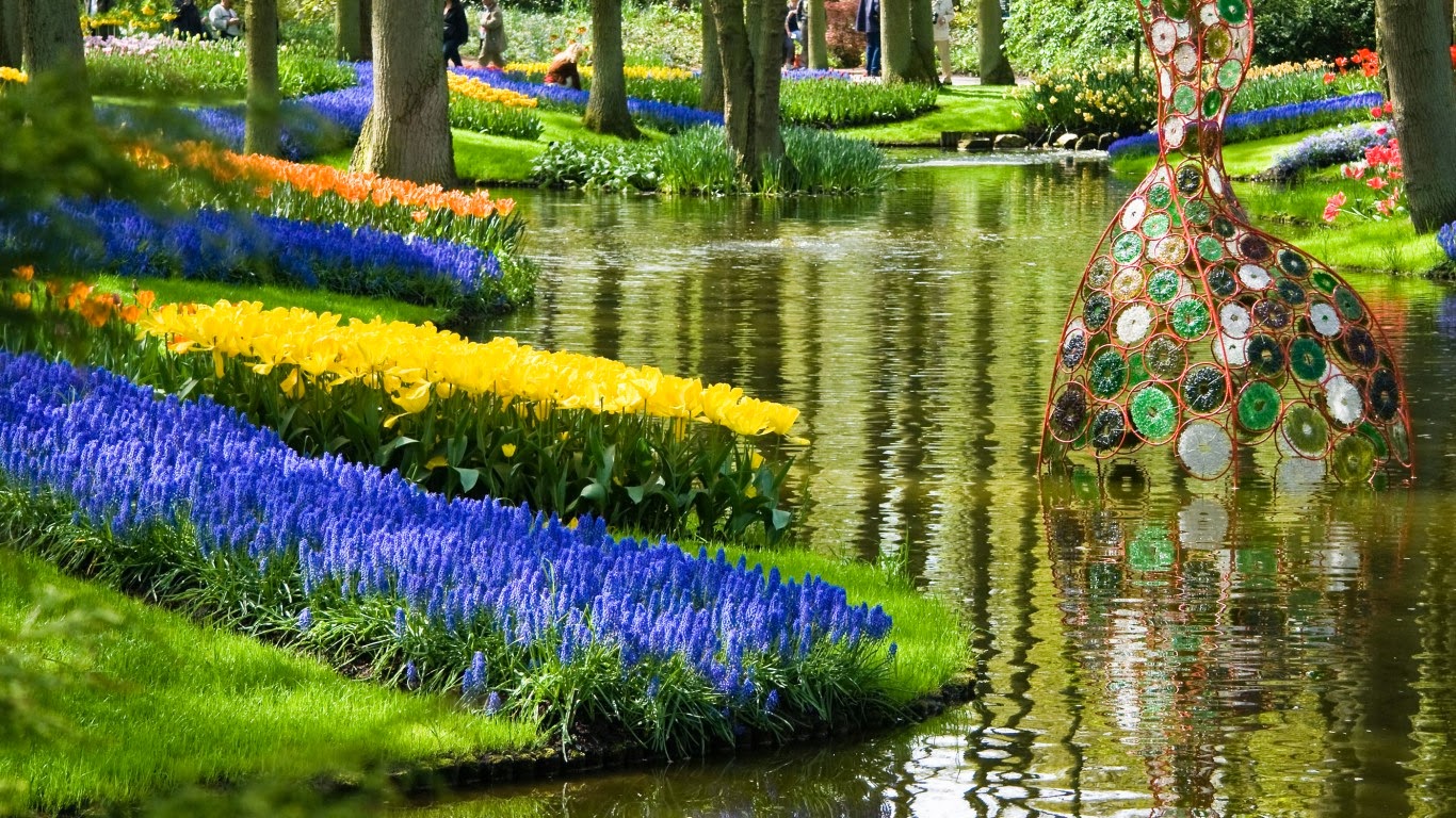 3D Flower Garden Wallpaper|http://refreshrose.blogspot.com/