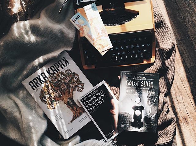 Gladerbook Kitap Sitelerini Taniyalim Babil Com Okuoku D R Ilknokta Kitapyurdu