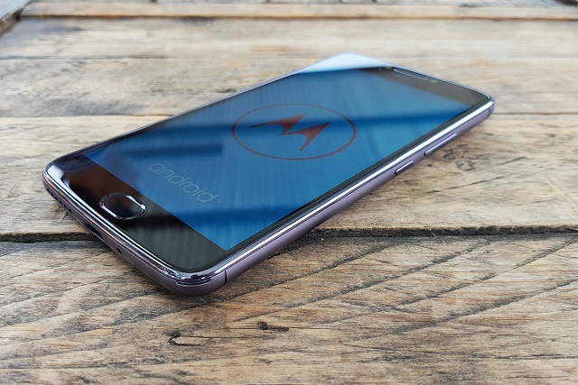 Motorola Moto E4 Plus Unboxing, First Impressions