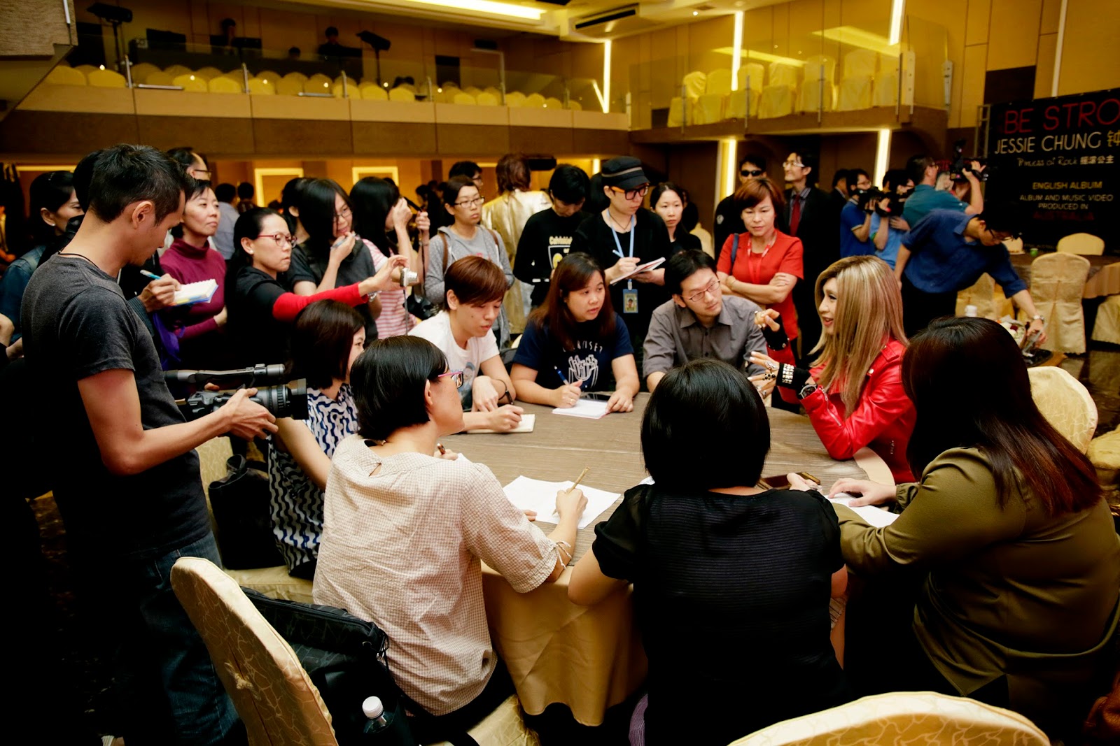 Love is a decision 爱是一个决定: 2016