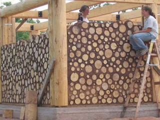 Construcción de casas con troncos de madera