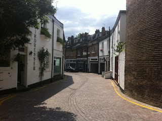 Drayson Mews, London W8