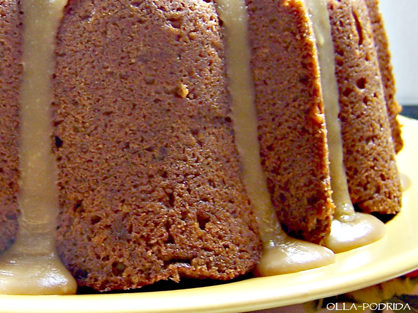 OllaPodrida Caramel Pound Cake with Salted Toffee Glaze