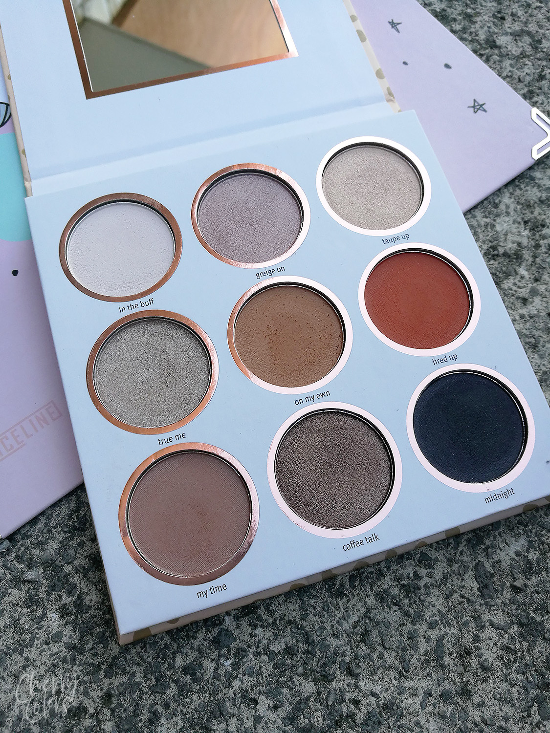 ESSENCE BE YOU TIFUL PALETTE 