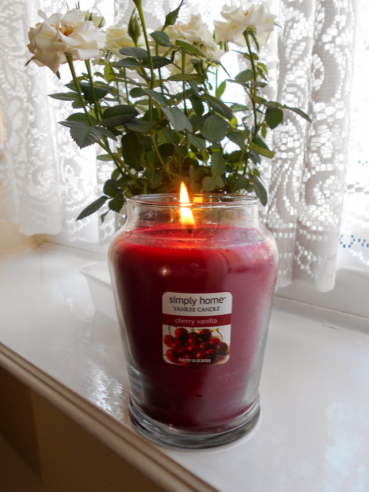 Bella's Beauty Blog Simply Home Yankee Candle in Cherry Vanilla Review