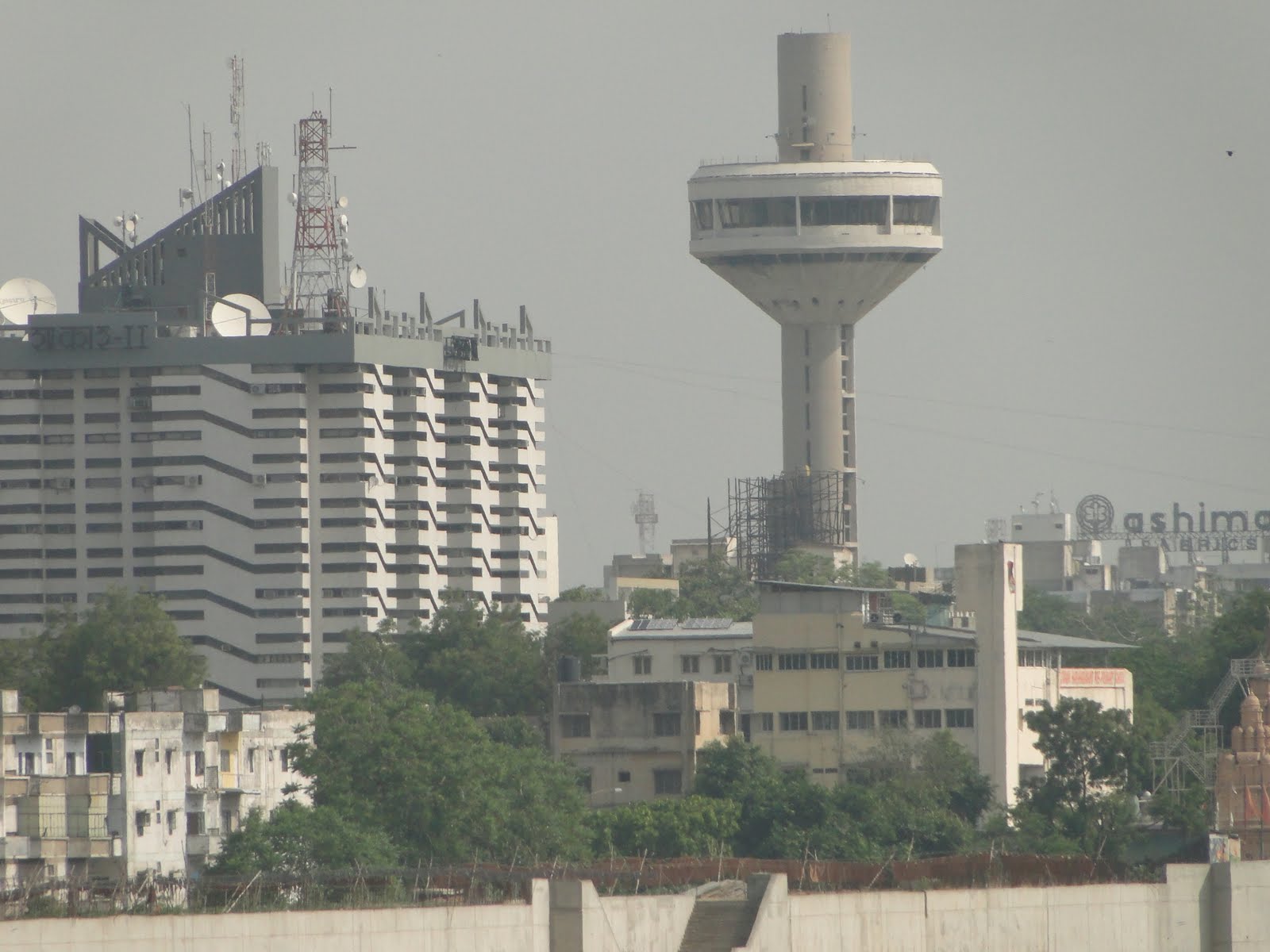 Rose and Photograph Wallpaper: Patang Hotel Restaurant in Ahmedabad