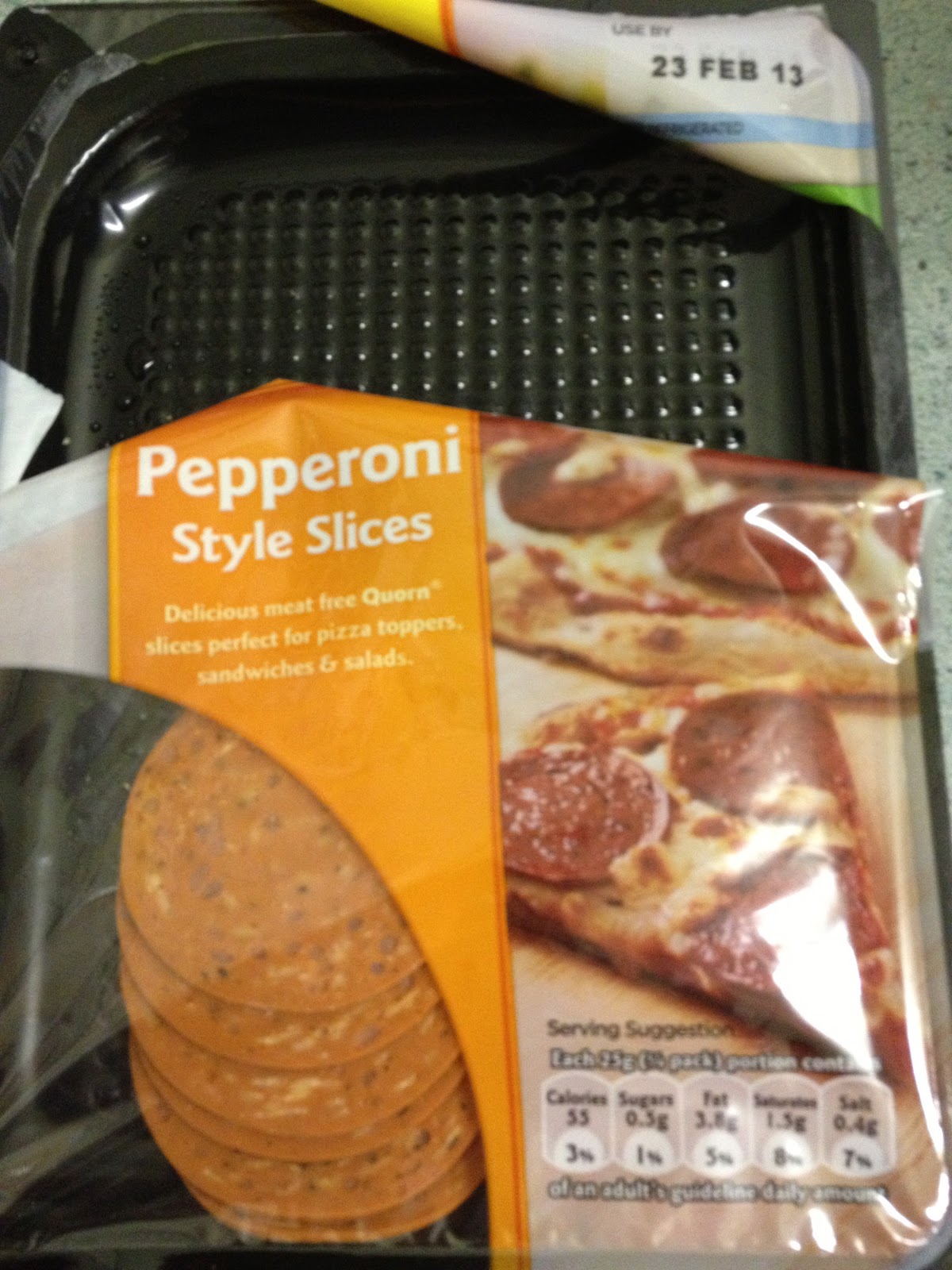 FOODSTUFF FINDS Quorn Pepperoni Slices [by NLi10]
