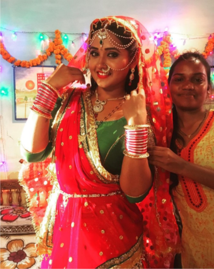 Bhojpuri Film 'Dulhan Ganga Paar Ke' Shooting Stills Photos, Images