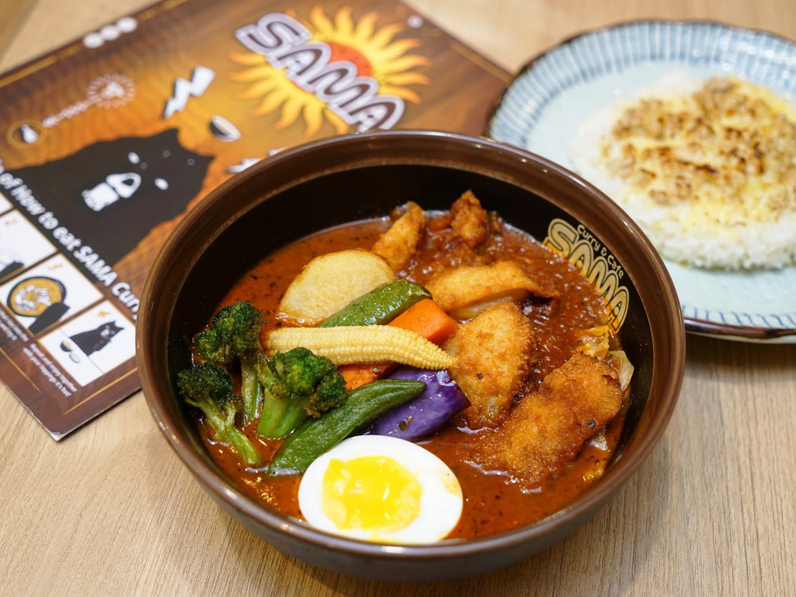 PinkyPiggu SAMA Curry & Café Singapore's NEW Outlet At Plaza Singapura