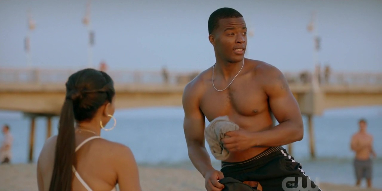 Alexis_Superfan's Shirtless Male Celebs: Daniel Ezra shirtless in All American, Season 1, Ep 2