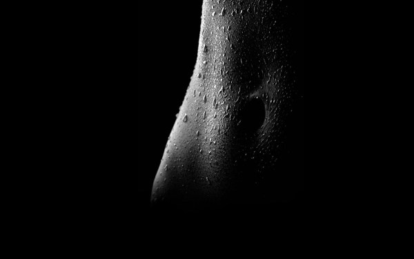 Hot Sexy Girl Wet Body Black HD Wallpaper