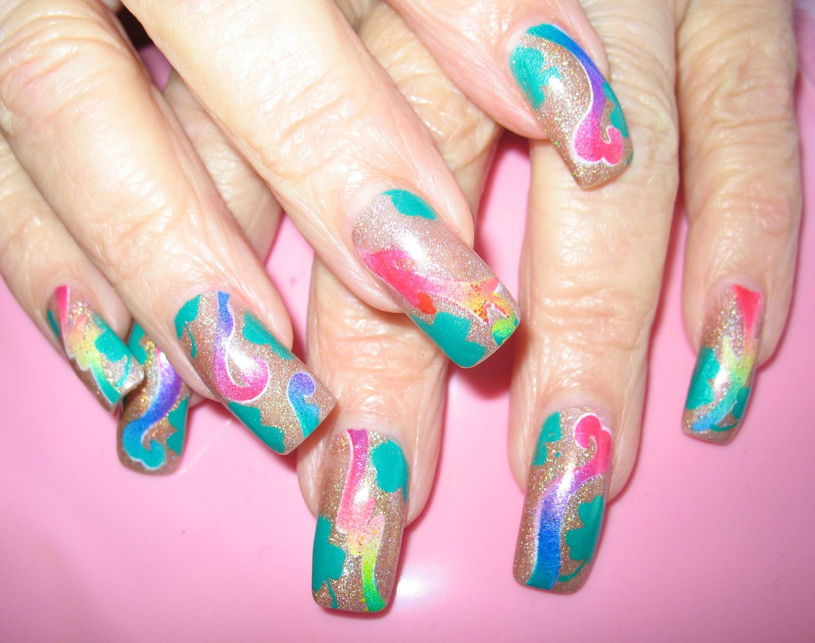 Abstract Airbrush Nail Art Nailic