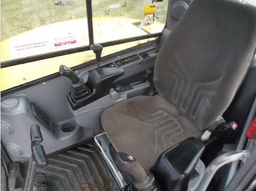 eBay Scam Hunter: 2007 Volvo ECR88 digger