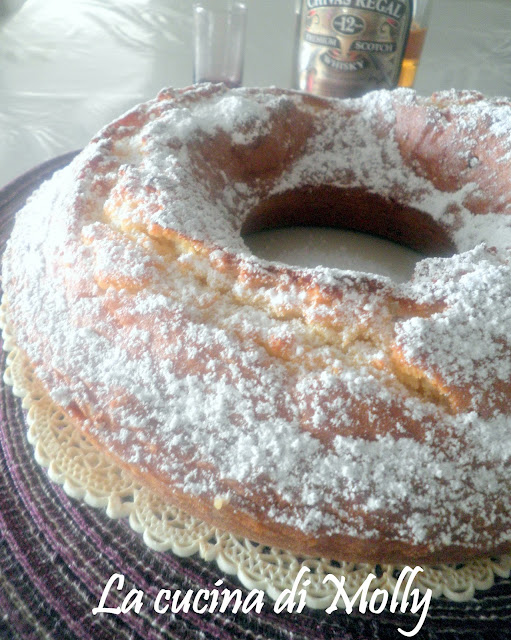 ciambella allo yogurt con mele e mirtilli rossi