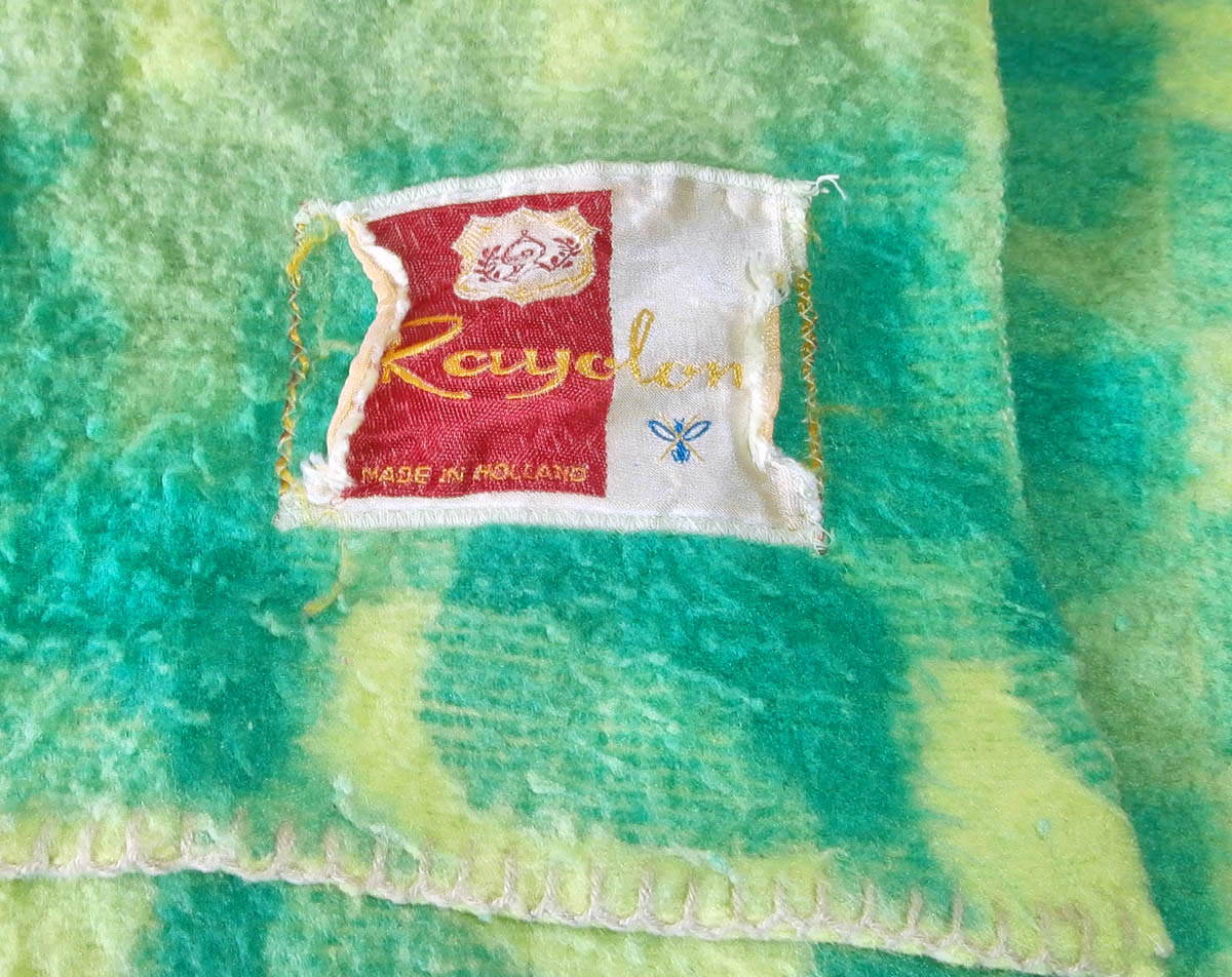 Vintage Retro Blankets Museum Blankets from the '50s, '60s and '70s 3