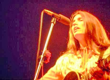 DiscoBar: Emmylou Harris In Concert