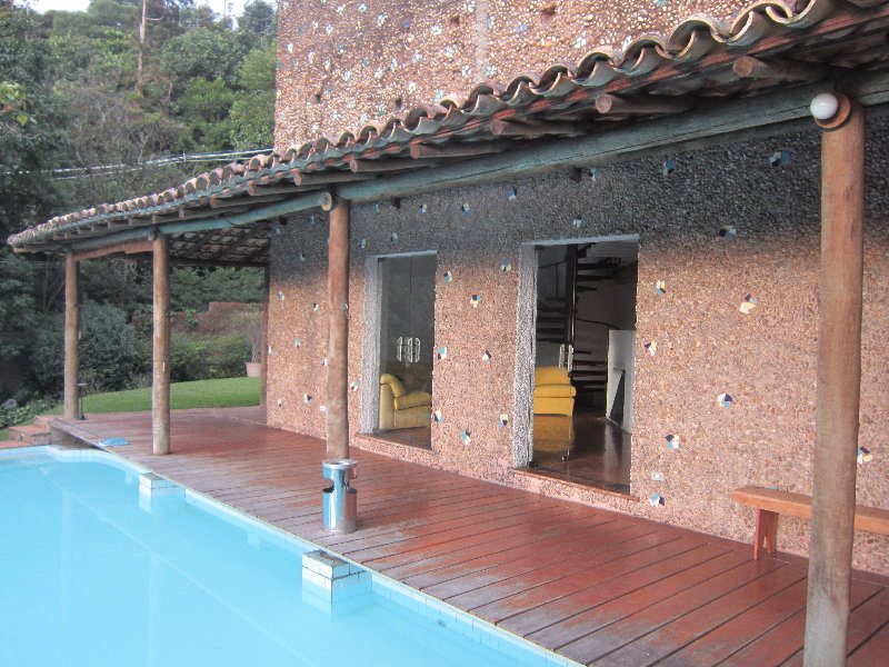 CENTRE FOR THE AESTHETIC REVOLUTION LINA BO BARDI'S HIPPY QUARTZ